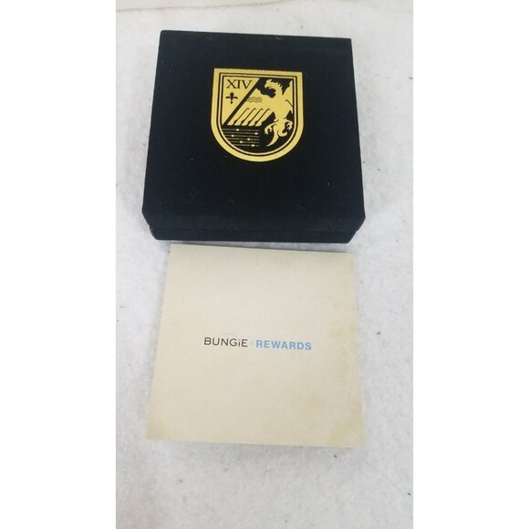 Destiny 2 - Savior Title Seal Pin - Bungie Rewards - RARE RETIRED new in box - Picture 6 of 7